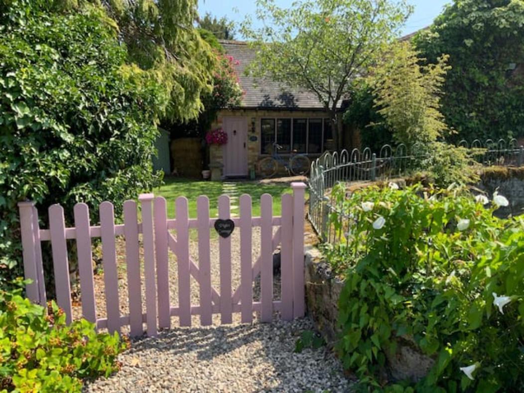 Piglet Cottage Pebworth Bagian luar foto